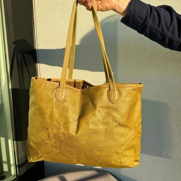Yes Saint Laurent tote bag gold coated canvas - Picture 4 of 13